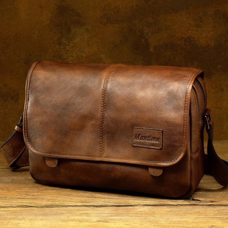 Elegant Leather Messenger Bag™